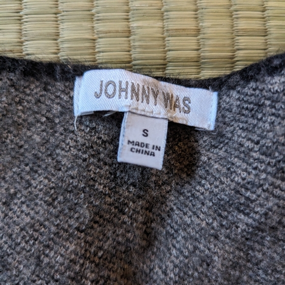 Johnny Was Cheetah Print V-neck Blouse Wool Cashmere Blend Women's Size Small - Picture 3 of 6